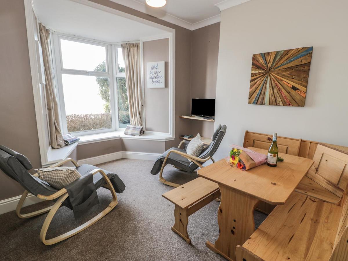 Seaview Apartment Barmouth Extérieur photo